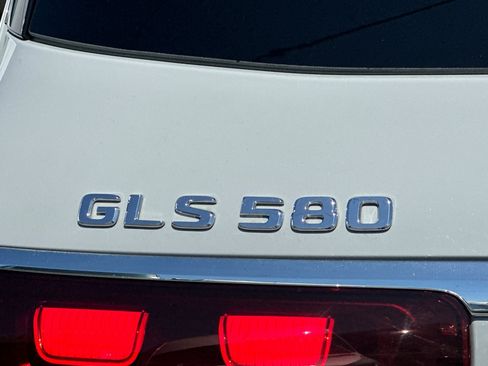 Certified 2024 Mercedes-Benz GLS 580 4MATIC image 28
