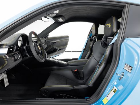 Used 2018 Porsche 911 GT2 RS RWD image 15