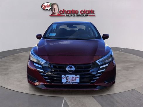 New 2025 Nissan Versa SV w/ Trunk Package image 9