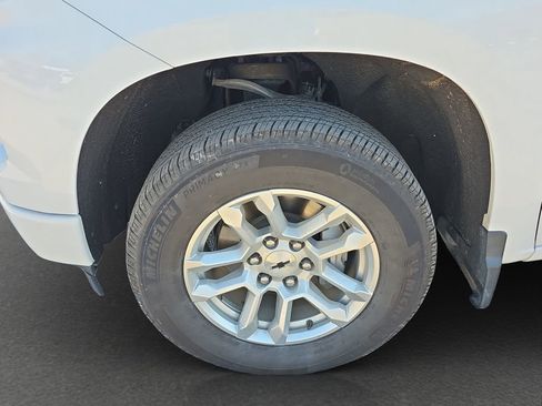 Used 2022 Chevrolet Silverado 1500 RST image 4