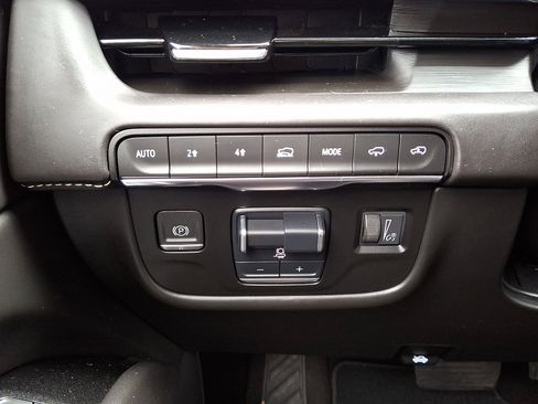 Used 2023 Cadillac Escalade Sport Platinum image 26