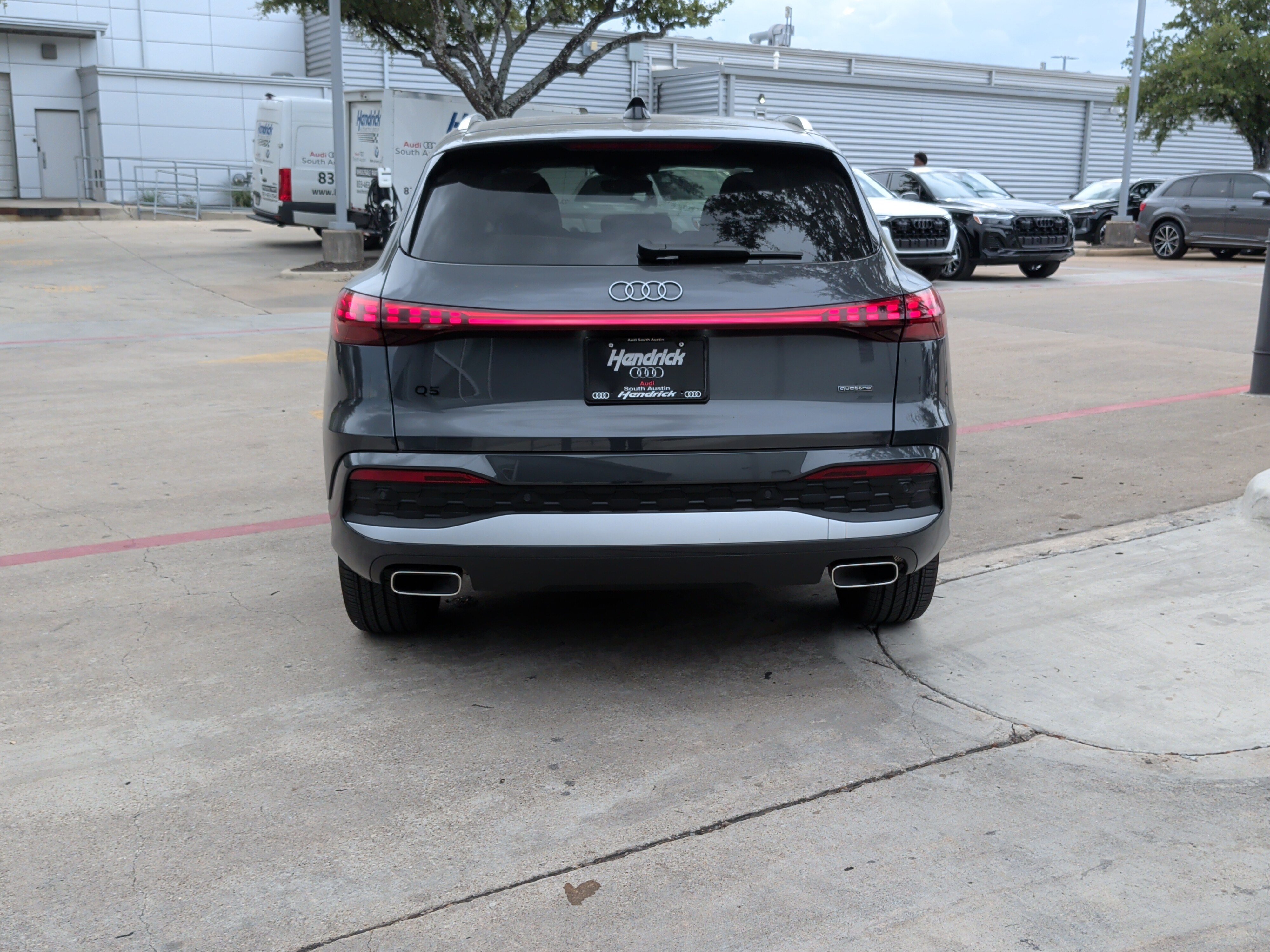 Used 2025 Audi Q5 Premium w/ Convenience Package AWD/4WD image 8
