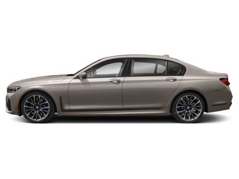Used 2022 BMW 750i xDrive AWD/4WD image 3