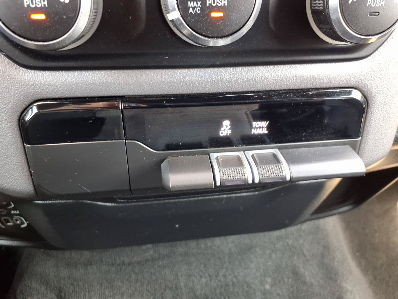 Used 2022 RAM 1500 Big Horn RWD image 10