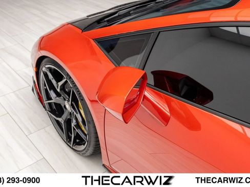 Used 2023 Lamborghini Huracan Tecnica RWD image 15