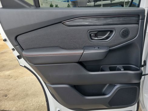 New 2026 Honda Passport TrailSport image 9