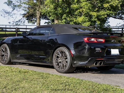 Used 2018 Chevrolet Camaro ZL1 w/ LPO, ZL1 Protection Package RWD image 16