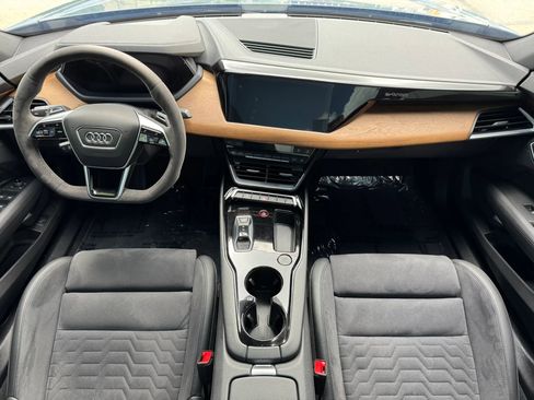 Used 2023 Audi e-tron GT Premium Plus AWD/4WD image 22