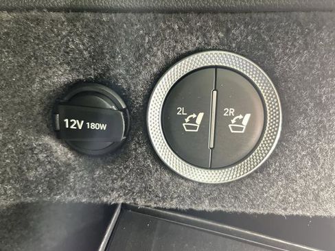 Used 2025 Genesis GV80 3.5T Prestige image 17