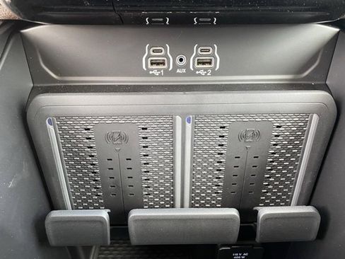 New 2025 RAM 2500 Laramie image 23