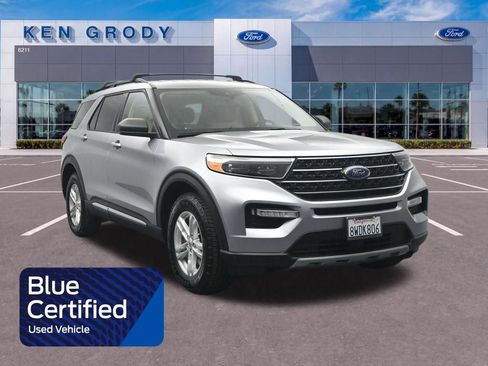 Certified 2021 Ford Explorer XLT w/ Equipment Group 202A AWD/4WD image 1