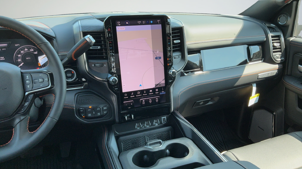 New 2027 RAM 2500 4x4 Crew Cab image 8