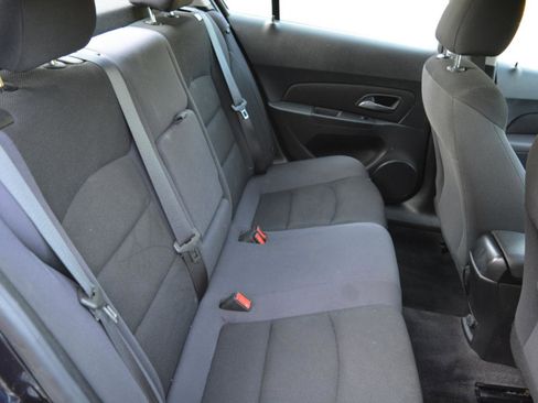 Used 2014 Chevrolet Cruze LT FWD image 15