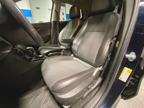 Used 2022 Buick Encore Preferred w/ Safety Package image 18