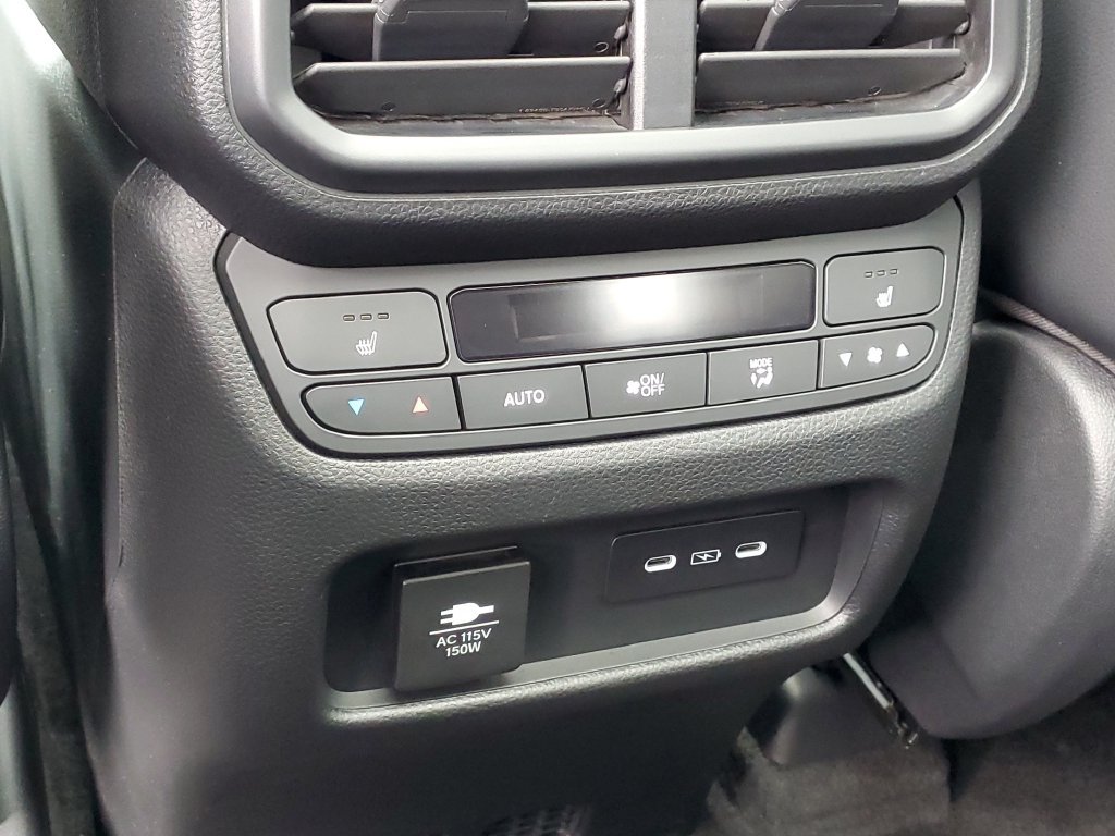 Certified 2025 Honda Pilot Elite image 16