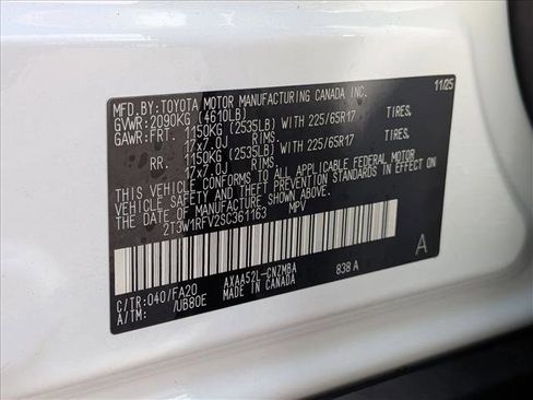 Used 2025 Toyota RAV4 XLE image 16