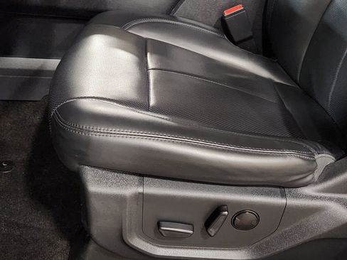 Used 2022 Ford Expedition XLT image 46