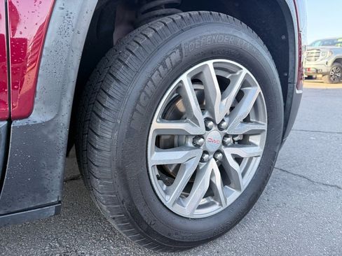 Used 2017 GMC Acadia SLE image 31