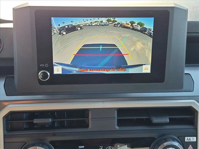 Certified 2025 Toyota Tacoma SR5 AWD/4WD image 14