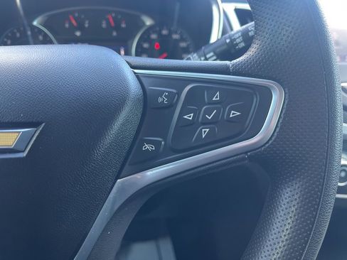 Used 2022 Chevrolet Equinox LT image 32