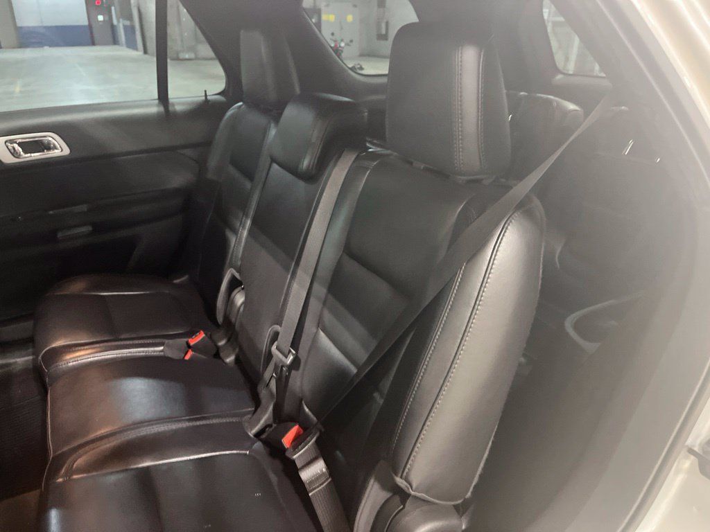 Used 2012 Ford Explorer XLT FWD image 14