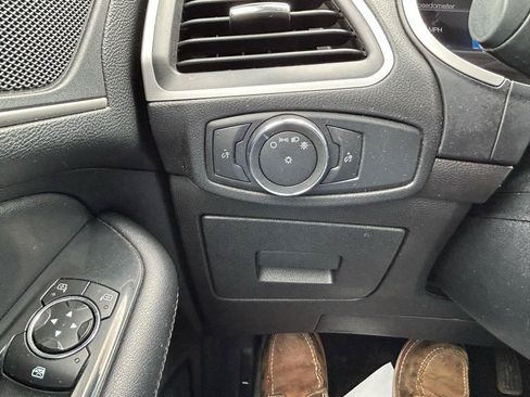 Used 2017 Ford Edge SEL w/ Equipment Group 201A FWD image 27