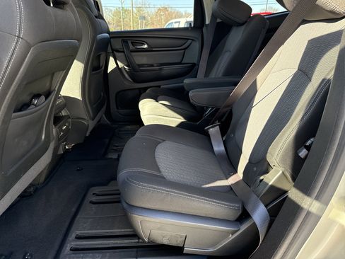 Used 2015 Chevrolet Traverse LT w/ Traveler's Package image 31