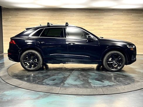 Used 2019 Audi Q8 Premium w/ Convenience Package AWD/4WD image 17