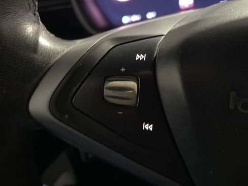 Used 2018 Tesla Model X 75D image 18