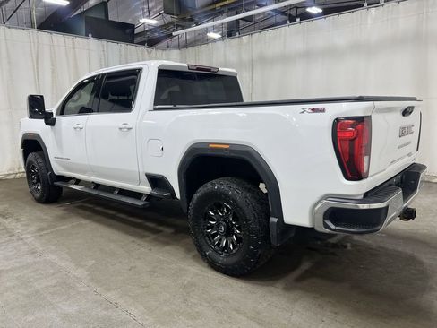 Used 2021 GMC Sierra 2500 SLE w/ SLE Value Package; image 5