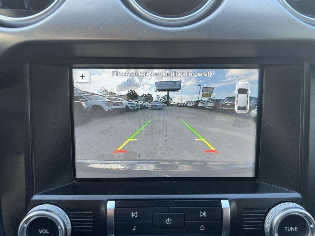 Used 2018 Ford Mustang Premium RWD image 15