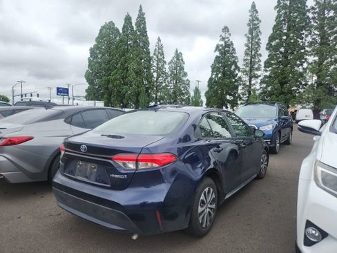 Used 2022 Toyota Corolla LE FWD image 8