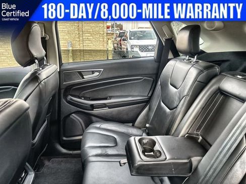 Used 2019 Ford Edge Titanium image 15