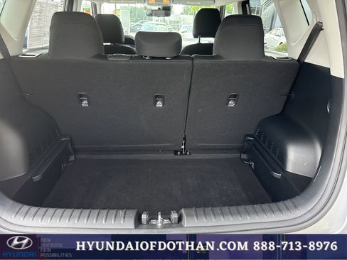 Used 2025 Kia Soul LX w/ LX Technology Package FWD image 13