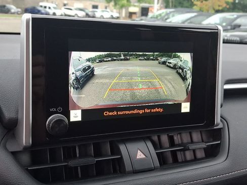 Certified 2025 Toyota RAV4 XLE AWD/4WD image 16