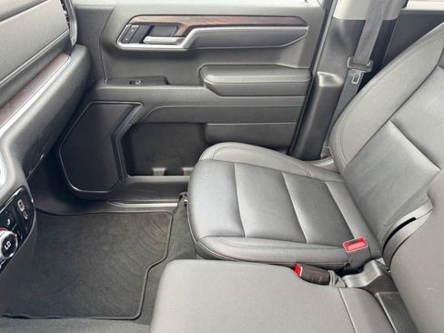 Used 2025 GMC Sierra 1500 SLT RWD image 13