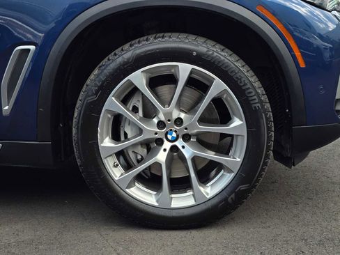 Used 2021 BMW X5 xDrive45e w/ Premium Package image 9