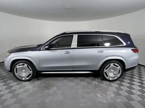 Used 2024 Mercedes-Benz Maybach GLS 600 4MATIC image 10