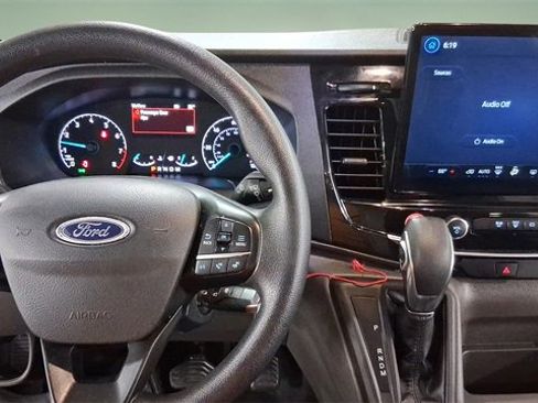 Used 2024 Ford Transit 350 XLT image 12