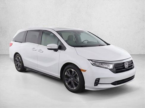 Used 2023 Honda Odyssey EX-L image 3