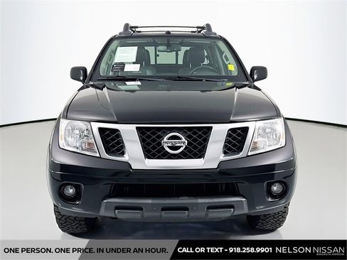 Used 2014 Nissan Frontier PRO-4X w/ Pro-4x Luxury Package image 2