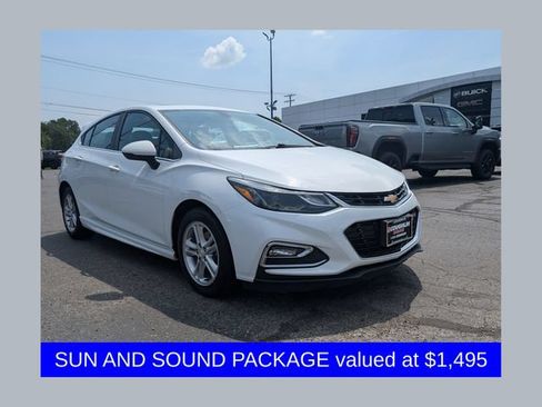 Used 2017 Chevrolet Cruze LT w/ Sun And Sound Package FWD image 1