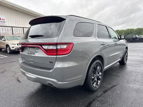 Used 2023 Dodge Durango R/T AWD/4WD image 7