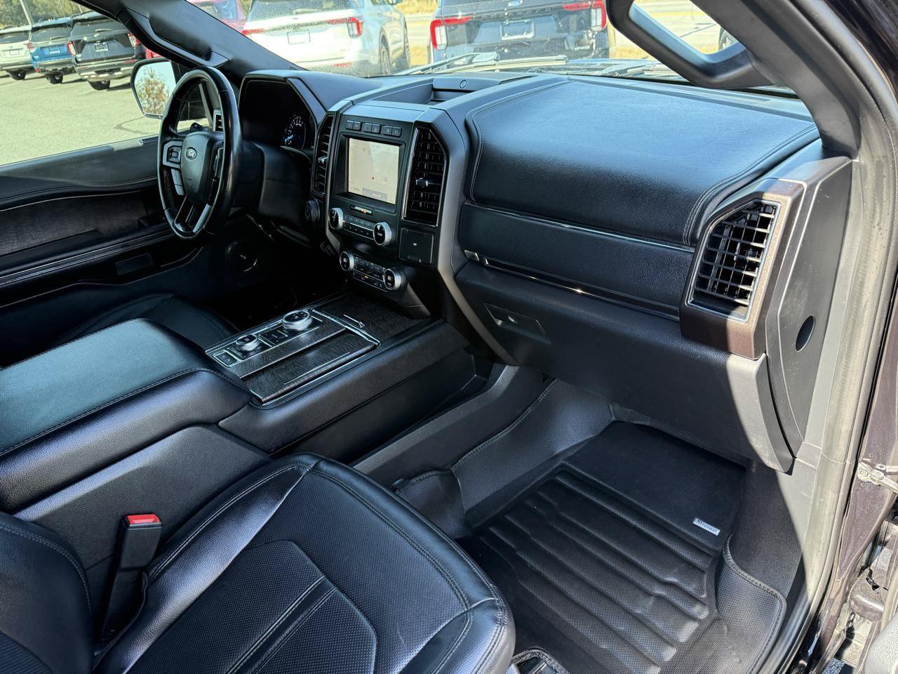 Used 2021 Ford Expedition Limited AWD/4WD image 24