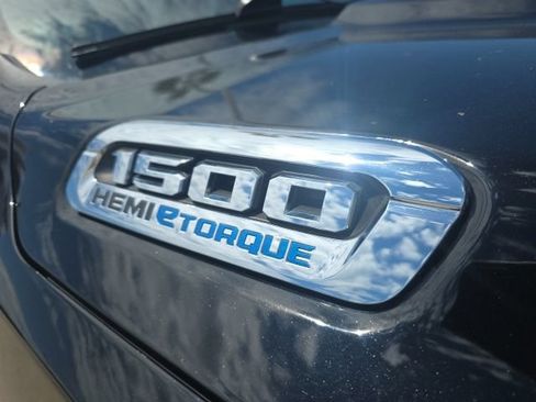 Used 2023 RAM 1500 Big Horn AWD/4WD image 5