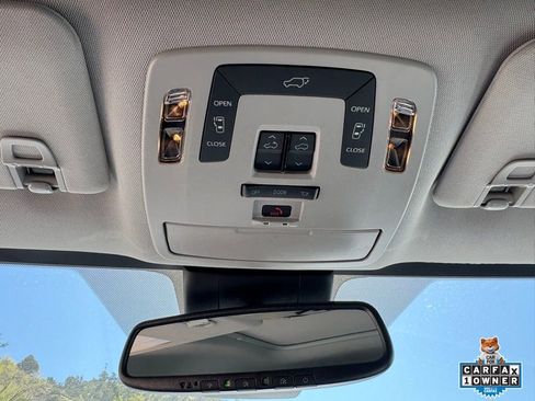 Certified 2025 Toyota Sienna XLE AWD/4WD image 18