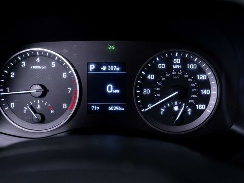 Used 2021 Hyundai Tucson Value FWD image 23