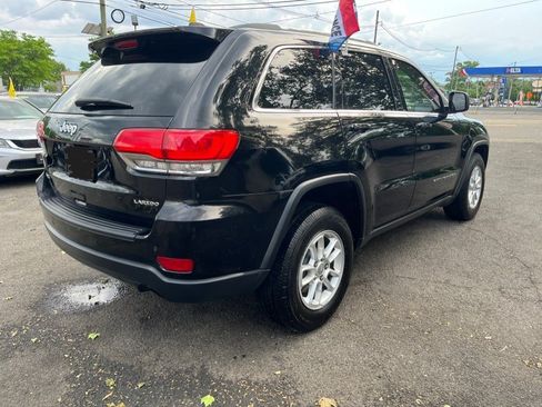 Used 2018 Jeep Grand Cherokee Laredo AWD/4WD image 6