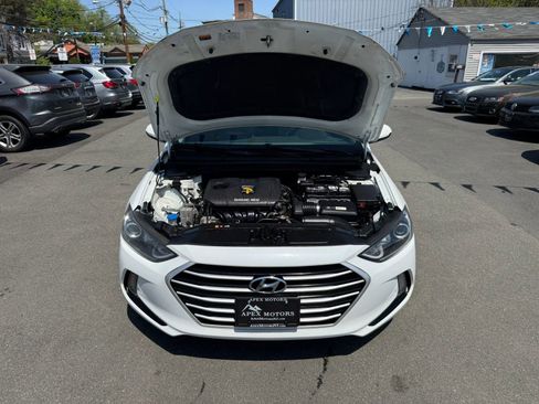 Used 2017 Hyundai Elantra Value Edition FWD image 43