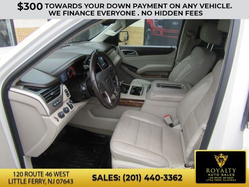 Used 2015 GMC Yukon XL Denali w/ Premium Package image 19